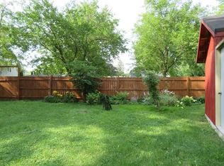 3 E Prosser St, Silver Lake, WI 53170