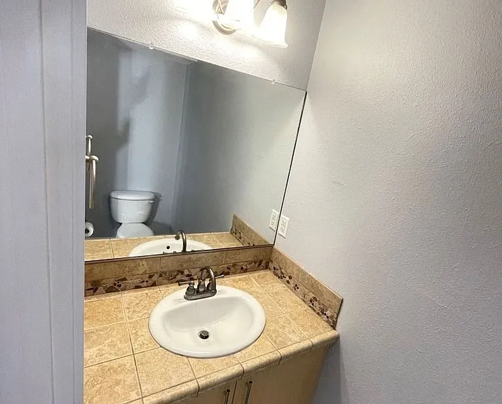 Downstairs half bathroom