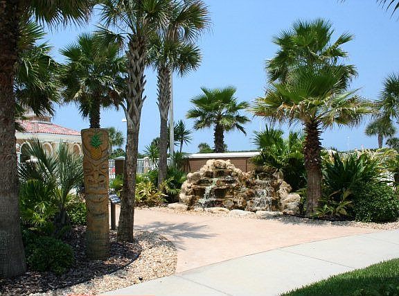 3rd image of 60 Surfview Dr APT 702