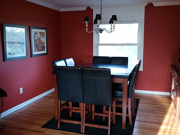5th image of 29922 Fernhill Dr
