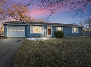 226 Jewel Ct, Churubusco, IN 46723