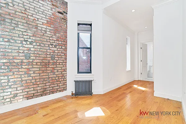 Rented by Keller Williams NYC | media 26