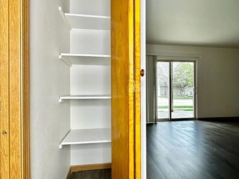 225 Fort Howard Ave — Photo 6