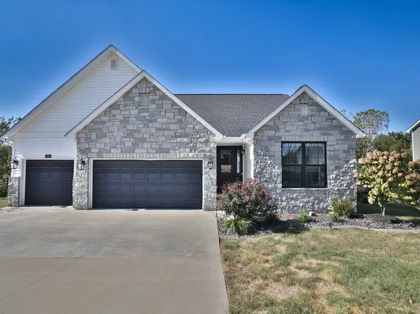 218 Grand Rapids Ln, Edwardsville, IL 62025