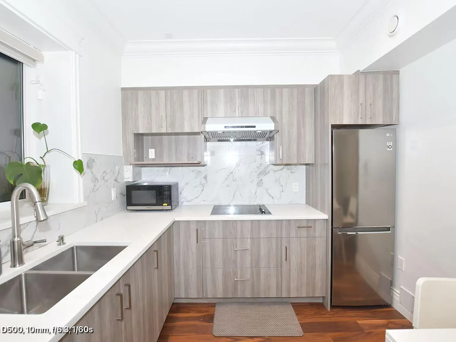 2 bed, 750 sqft, $2,500 — Photo 1