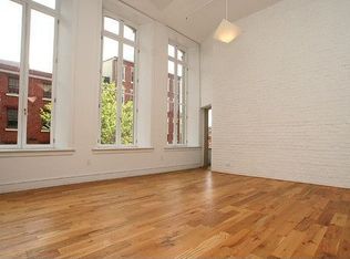 28 N 3rd St APT 5F, Philadelphia, PA 19106