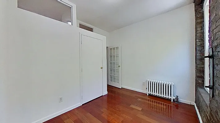 Rented by Bond New York | media 6
