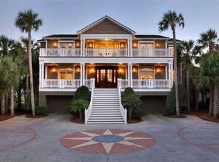 114 Ocean Blvd, Isle Of Palms, SC 29451