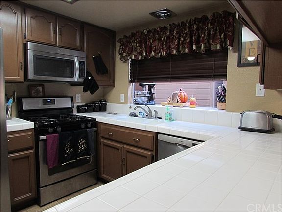4th image of 731 Elise Dr