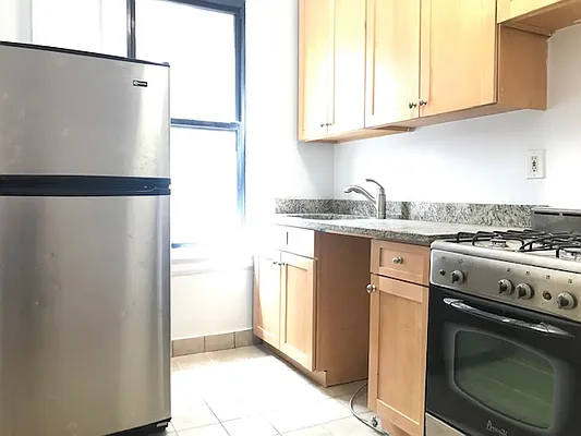 Rented by Beekman Street Realty | media 7