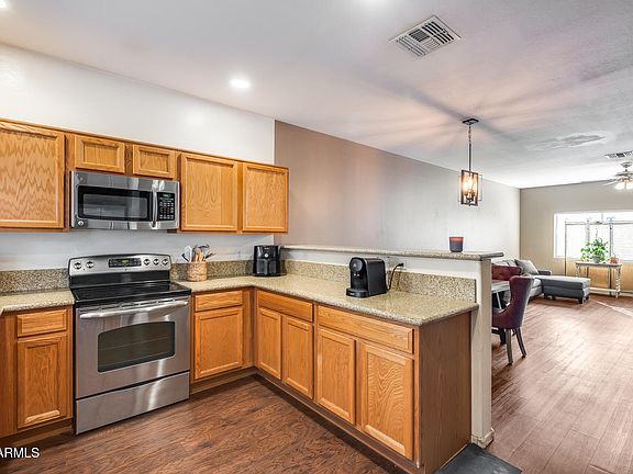 4th image of 17610 N 17TH Place #6