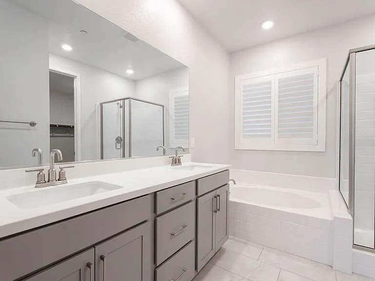 11620 Desert Hollow Ave — Photo 38