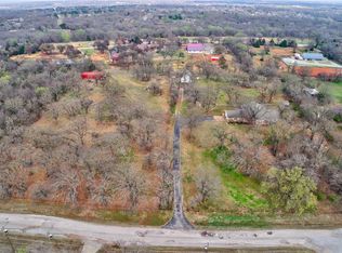5924 Horseshoe Bnd, Edmond, OK 73034