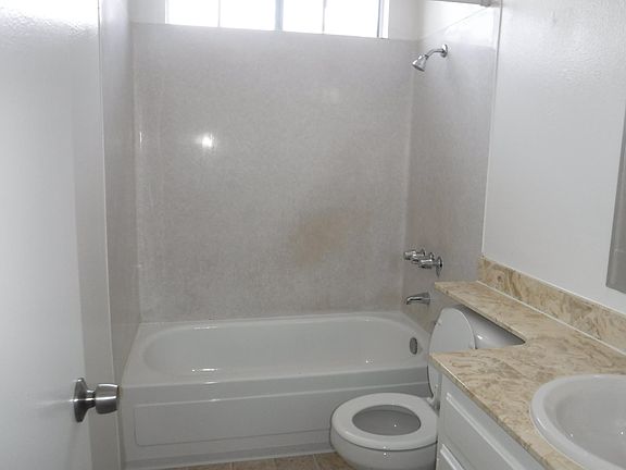5th image of 4377 Marlborough Ave APT 1