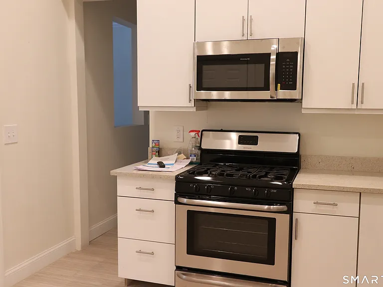235 Wooster St #1R — Photo 2