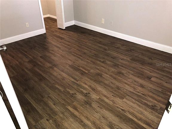 4th image of 4728 Walden Cir #11