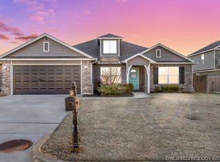 25322 E 87th Pl S, Broken Arrow, OK 74014