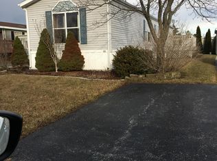 13 Finch Ln, Beecher, IL 60401