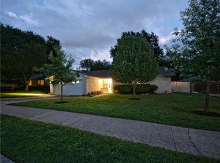 11221 Timbrook Trl, Austin, TX 78750