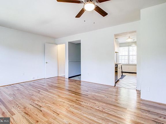 4th image of 9035 Chesley Knoll Ct
