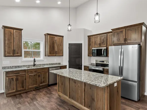 316 Timberline Court, Nekoosa, WI 54457