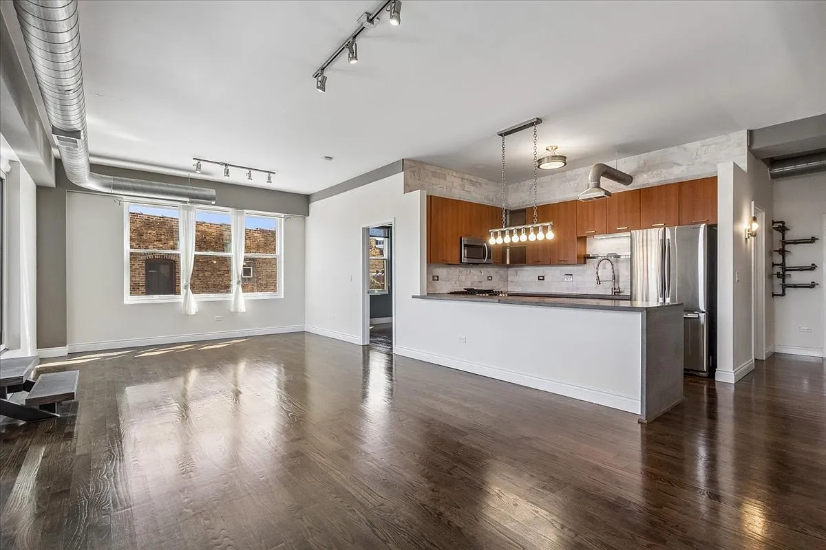 2 bed, 1494 sqft, $3,150 — Photo 3
