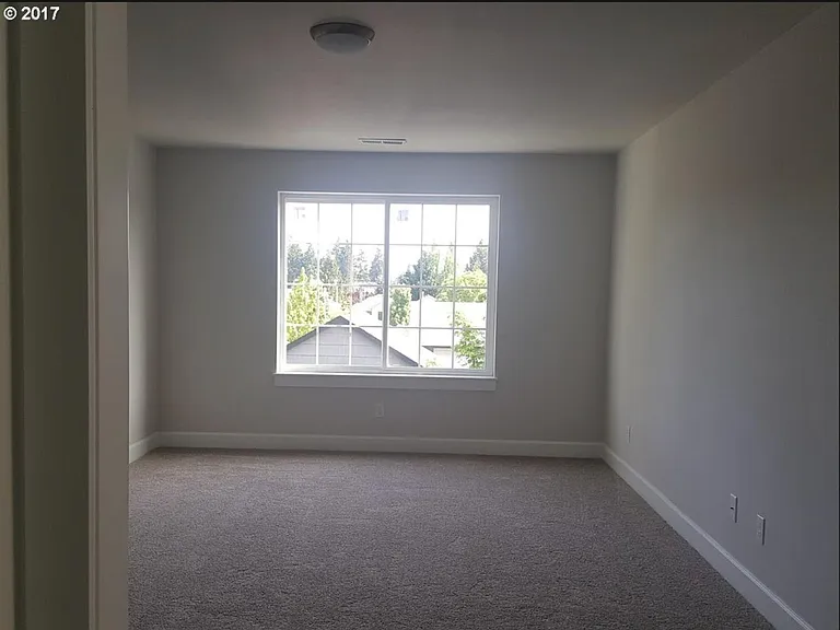 4469 SE Sycamore St — Photo 10