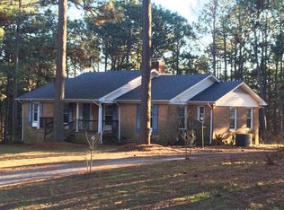 106 S Glenwood Trl, Southern Pines, NC 28387
