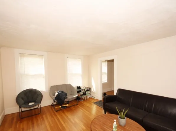 60-62 Bedford St Unit 622, Waltham, MA 02453