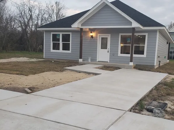 420 Shamrock St, Beaumont, TX 77701