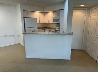 3430 Pinewalk Dr N APT 615, Pompano Beach, FL 33063