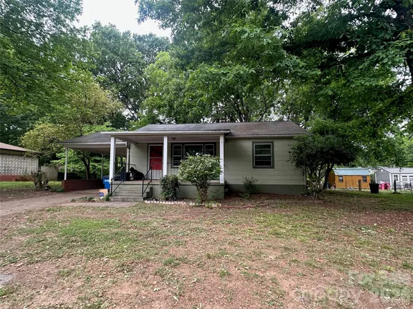412 Eastside Dr, Statesville, NC 28625