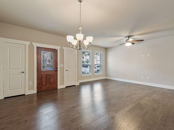 2nd image of 305 Lily Ln