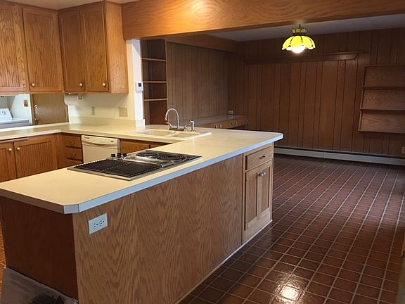 Kitchen and eat in area