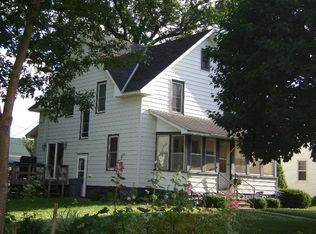 609 Gillette Ave, Cresco, IA 52136