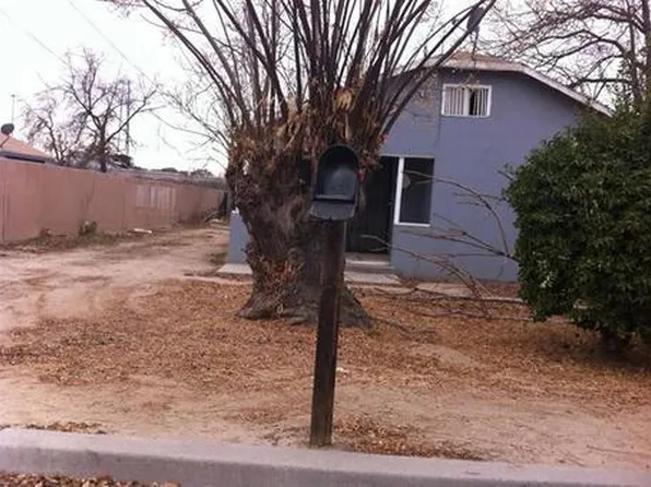 316 N 10th St, Fowler, CA 93625