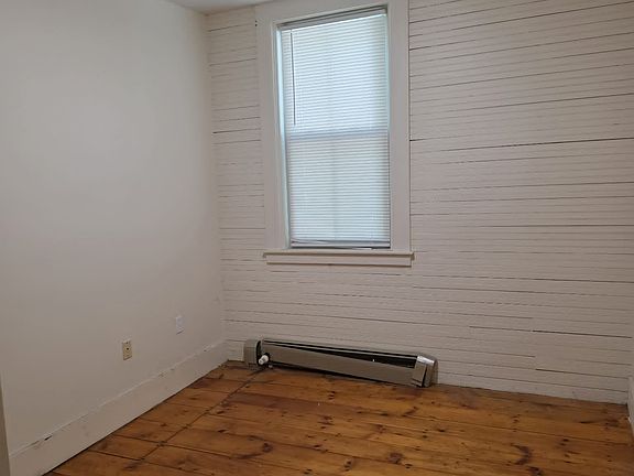 4th image of 14 Main St #10