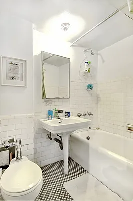 Sold by City Connections Realty | media 6