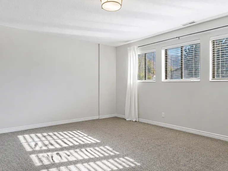 5655 Village Way — Photo 15