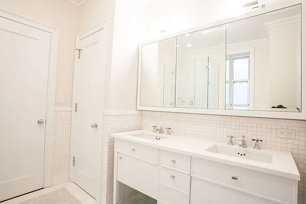 Rented by Stonehenge NYC LLC | media 50