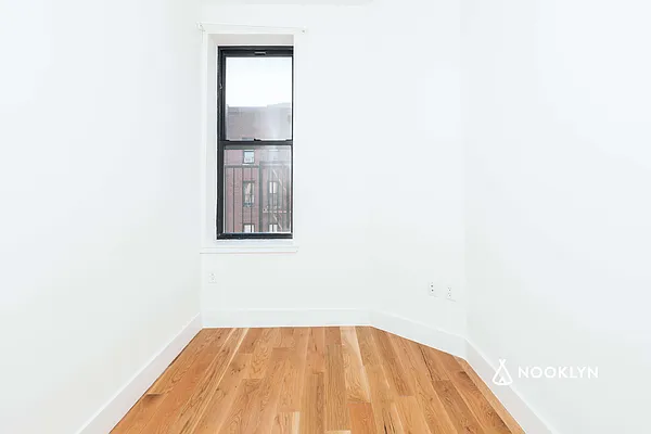Rented by Nooklyn NYC LLC | media 4