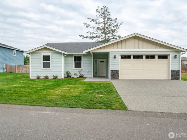 958 Walker Avenue, Oak Harbor, WA 98277