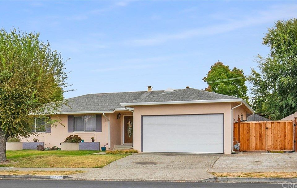 1st image of 8450 Davona Dr