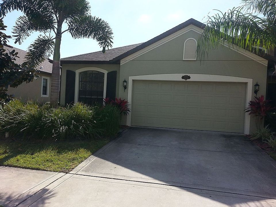 Cute New House! perfect