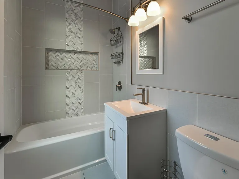 11240 S Kedzie Ave — Photo 14