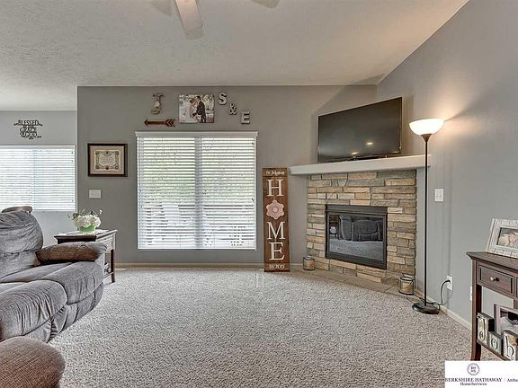5th image of 11326 S 212th St