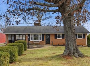 133 Perdue Dr, Hurt, VA 24563