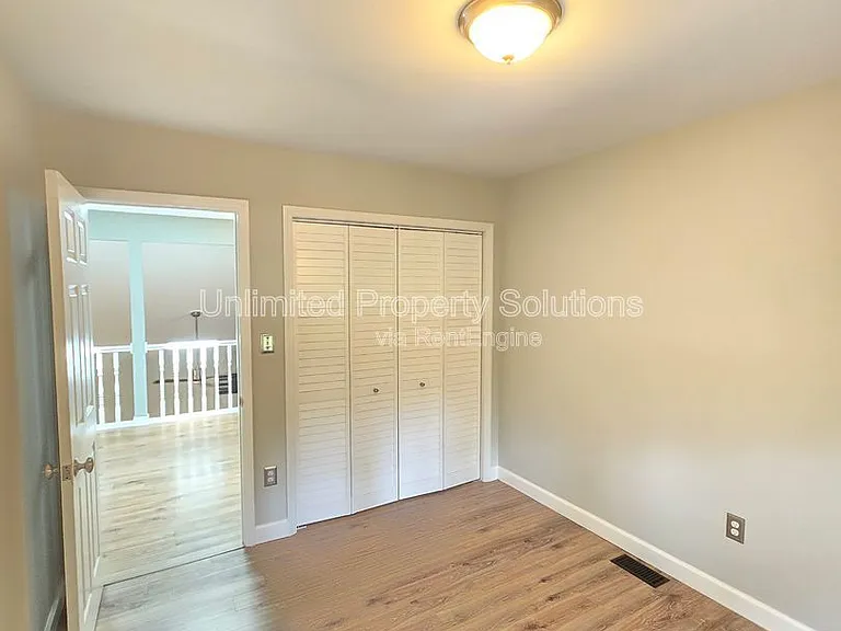 106 Hillsdale Dr — Photo 22