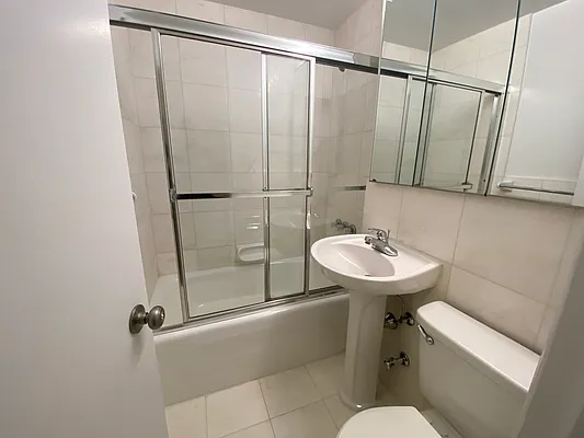 Rented by Corcoran | media 7