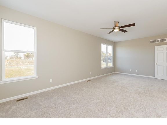 Huge Master Bedroom Suite